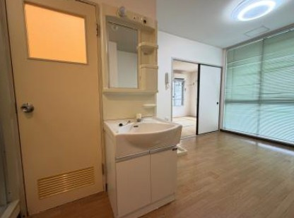 【独立洗面台】