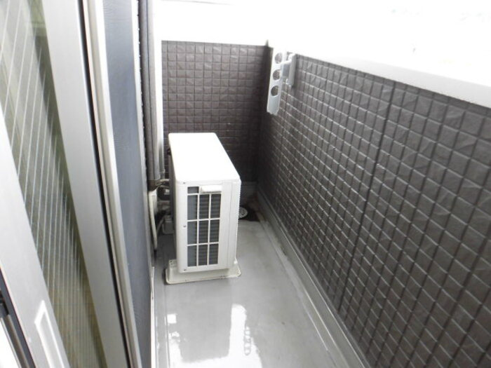 【バルコニー】