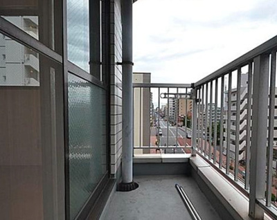 【バルコニー】 | ハイ清澄 | バルコニーからの眺めを楽しみながら食事をしませんか