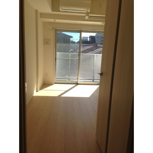 プレール・ドゥーク木場駅前の内装