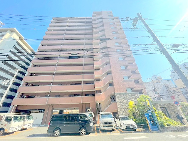 スプランディッド新大阪キャトルの外観