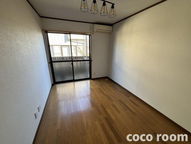 コーポ雪小僧の居間・リビング