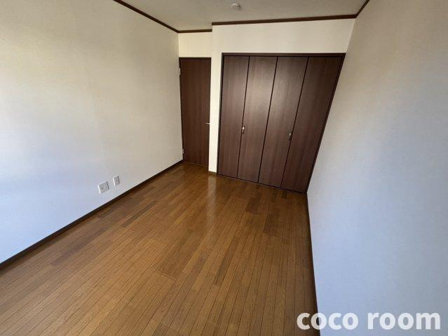 コーポ雪小僧の洋室