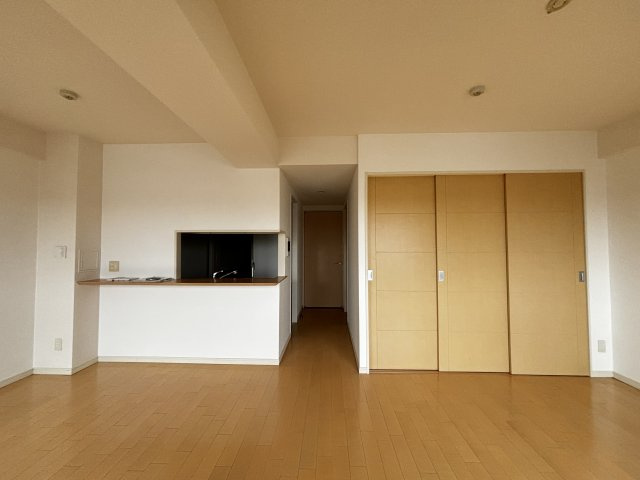 リボンシティレジデンス　ブライトフォートの居間・リビング