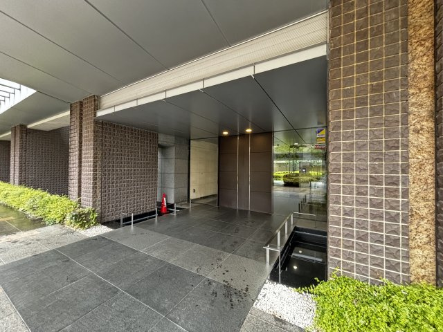 リボンシティレジデンス　ブライトフォートのエントランス