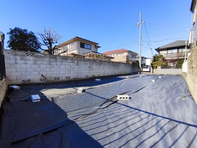 練馬区春日町5丁目 限定1区画の外観|土地面積は121.99m2(約36.9坪)現況更地です
ゆとりある敷地の整形地
建築条件はございません
お好みのハウスメーカーで建築頂ける自由設計の売地です