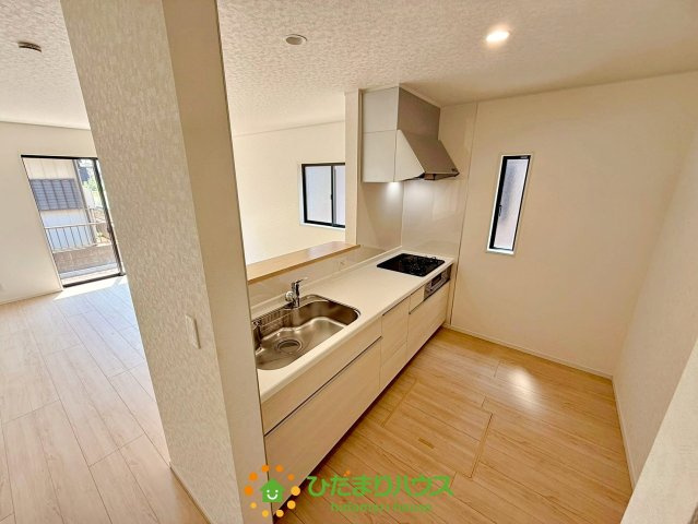 久喜市青毛第3　新築一戸建て　03　クレイドルガーデンのキッチン|シンプルデザイン！