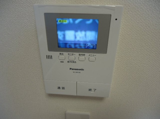 【内装】 | クオーレ | カメラ付インターホン