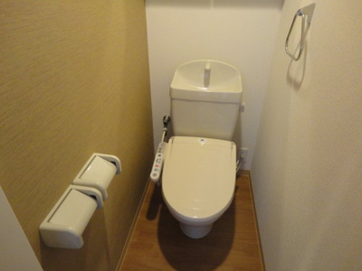 【トイレ】 | BIG フォレスト 小坂 | シャワー付トイレ