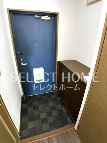 【玄関】 | アーバン西岡崎 | 明るい玄関です