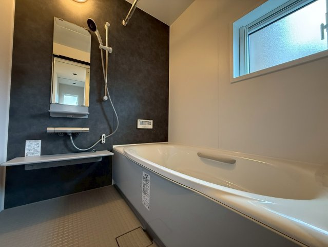 草津市矢倉一丁目の浴室