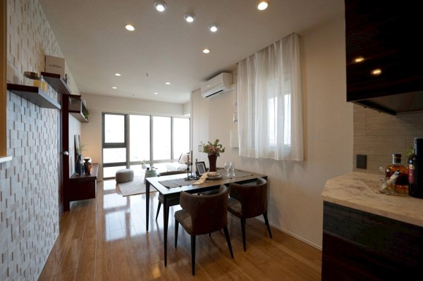 【居間・リビング】 | 【居間・リビング】約17帖の広々としたリビングダイニングとなっております◎