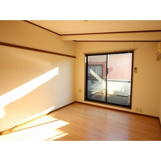 コーポ青葉の居間・リビング