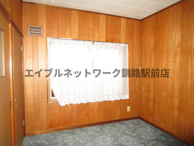 緑ヶ岡5-30-16貸家の内装