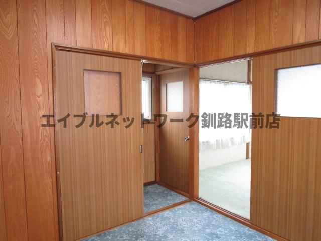 緑ヶ岡5-30-16貸家の内装