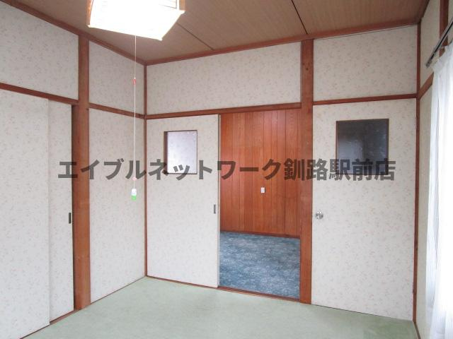 緑ヶ岡5-30-16貸家の和室