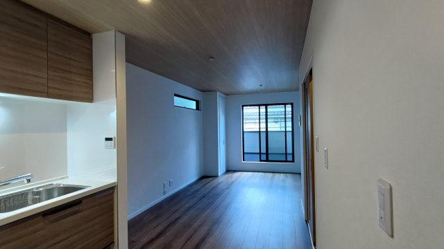 【居間・リビング】 | 南大樋町貸家