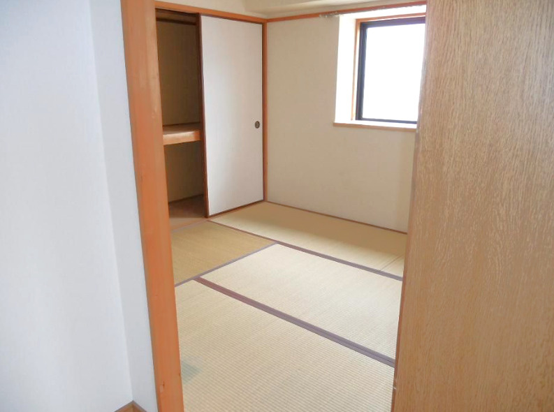 RK38【10,000円キャッシュバック対象物件】の和室|和室ならではの温かな和の空間で寛ぎの時間を過ごせます