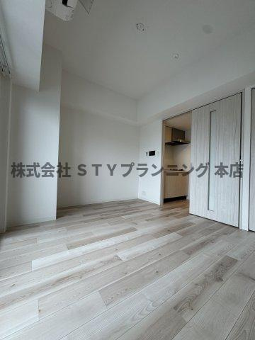 仲介手数料０円！S-RESIDENCE浄心Eastの居間・リビング