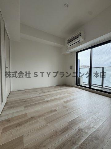 仲介手数料０円！S-RESIDENCE浄心Eastの居間・リビング