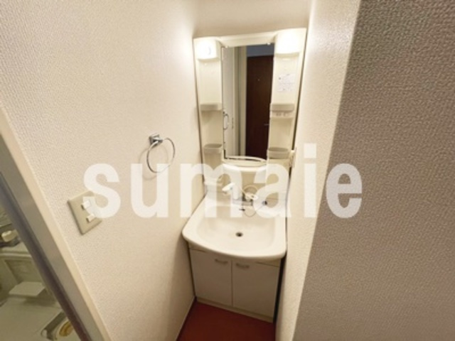 メゾン・ソレイユの洗面所|独立洗面台！