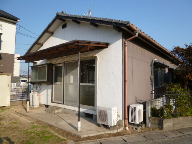 倉敷市老松町１丁目のアパートの外観