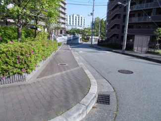 【周辺】 | ローレルコート北千里 | 前面道路