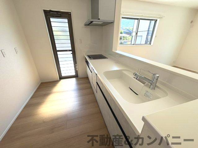 東野5丁目の新築のおうち③　松山市東野5丁目新築戸建のキッチン|キッチンです