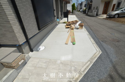 【駐車場】 | 座間市相武台４丁目　新築戸建て　全３棟【仲介手数料無料】