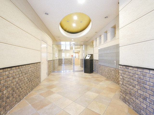 ロジェ今福鶴見のロビー