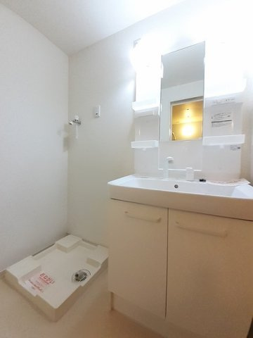 ソレイユ　ＳＧの洗面所