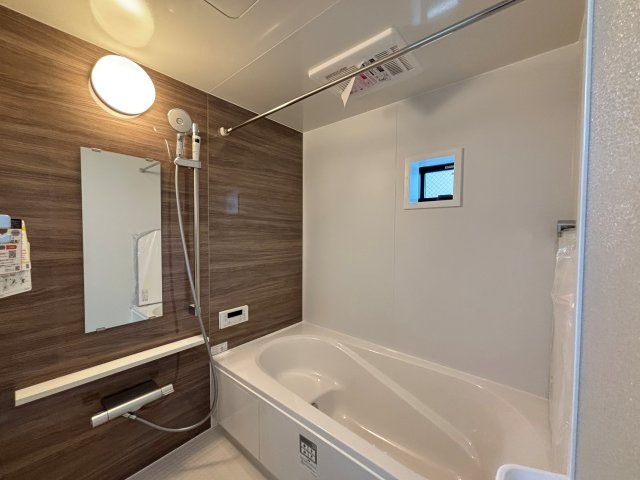 MELDIA昭和区折戸町304④｜名古屋市の戸建ならホームアップの浴室|浴室乾燥機付きで雨の日のお洗濯もラクラク♪