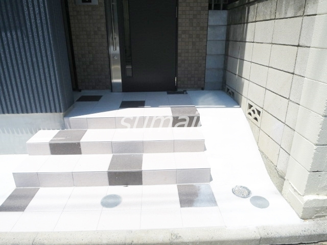 エルスタンザ舟渡のエントランス|エントランス部分です♪