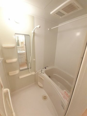 ベルデュール　Ｃの浴室