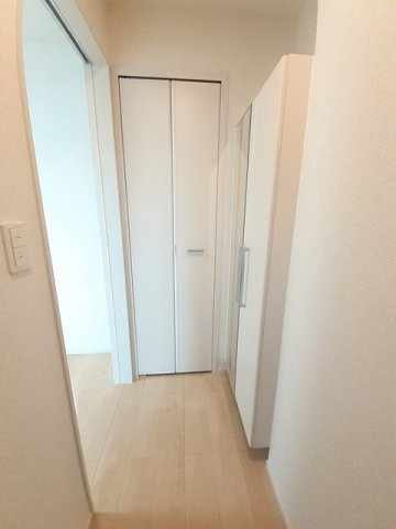 プロムナードの玄関