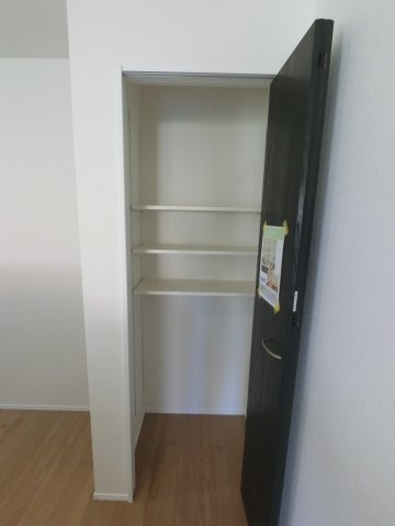 佐賀市本庄町大字本庄7期　1号棟の収納|キッチンにも収納スペースあり