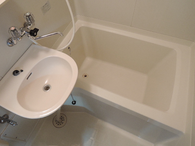 ハウスあすなろの浴室