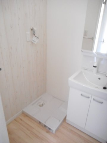 シャルル　フォワイエの設備