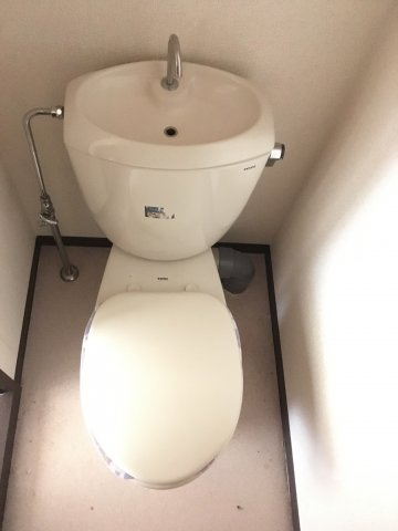 前山ハイツ　B棟のトイレ