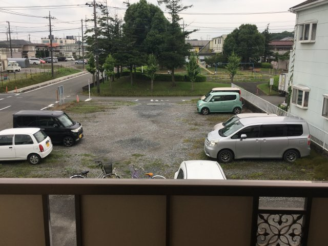 パークメゾンの駐車場