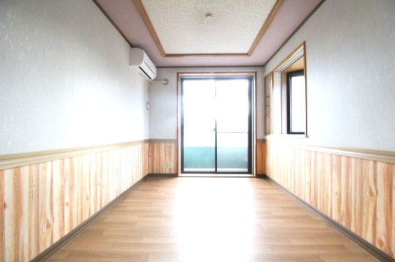 フォルテスの居間・リビング