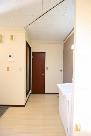 リバーパナハイツＡの居間・リビング