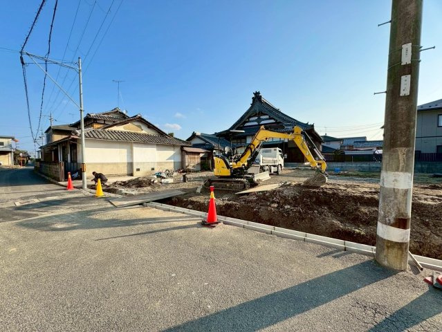 野洲市吉川2号地　建築条件無し売土地の前面道路含む現地写真