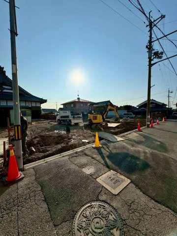 野洲市吉川2号地　建築条件無し売土地の前面道路含む現地写真