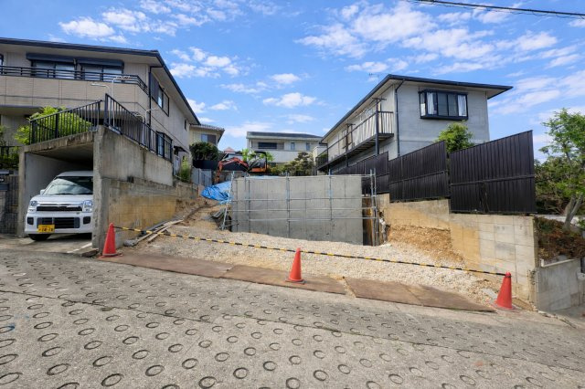 瑞穂区弥富ヶ丘町三丁目土地の前面道路含む現地写真|現地写真（造成工事中）2026年4月18日撮影