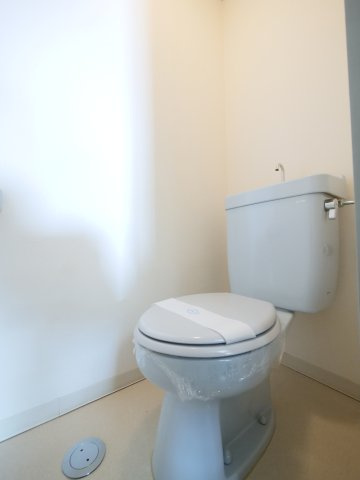コープエスポワールⅠ棟のトイレ|※写真は別の部屋のものです。