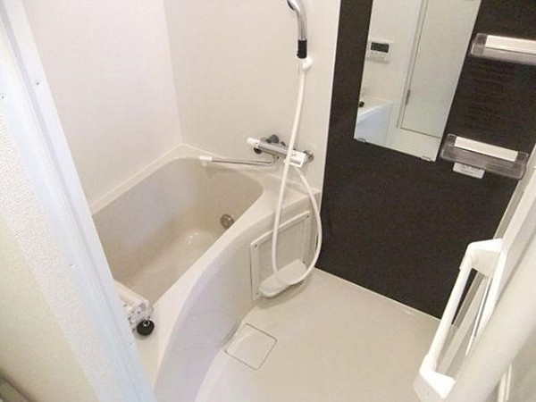 ビーカーサフォルツァ南砂の浴室