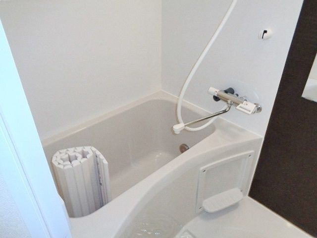 ビーカーサフォルツァ南砂の浴室