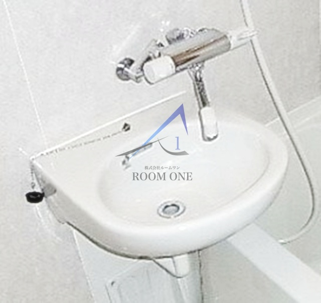 フェニックス芝アストラーレの洗面所|洗面台です。