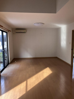 【居間・リビング】 | 鳥取市美萩野５丁目　中古戸建